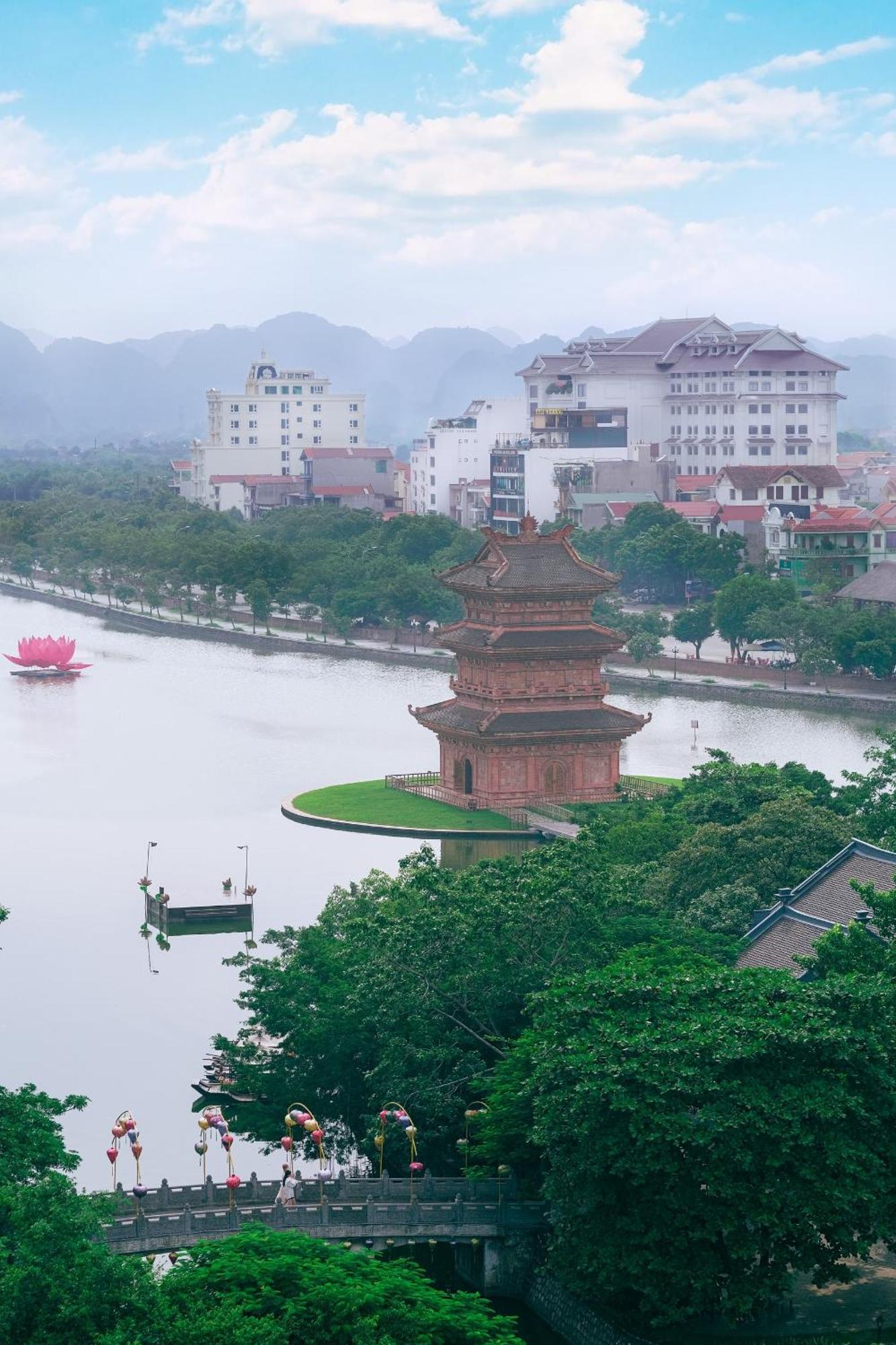 Milan Hotel Ninh Binh Exterior foto